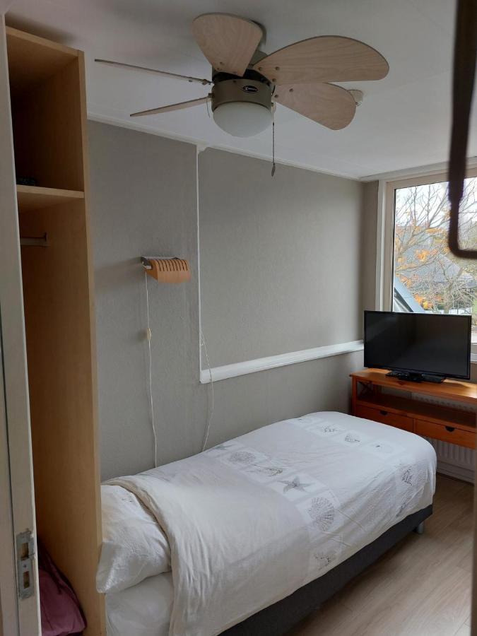Bed & Breakfast D'Ouwe Smidse Kamperland Exteriör bild