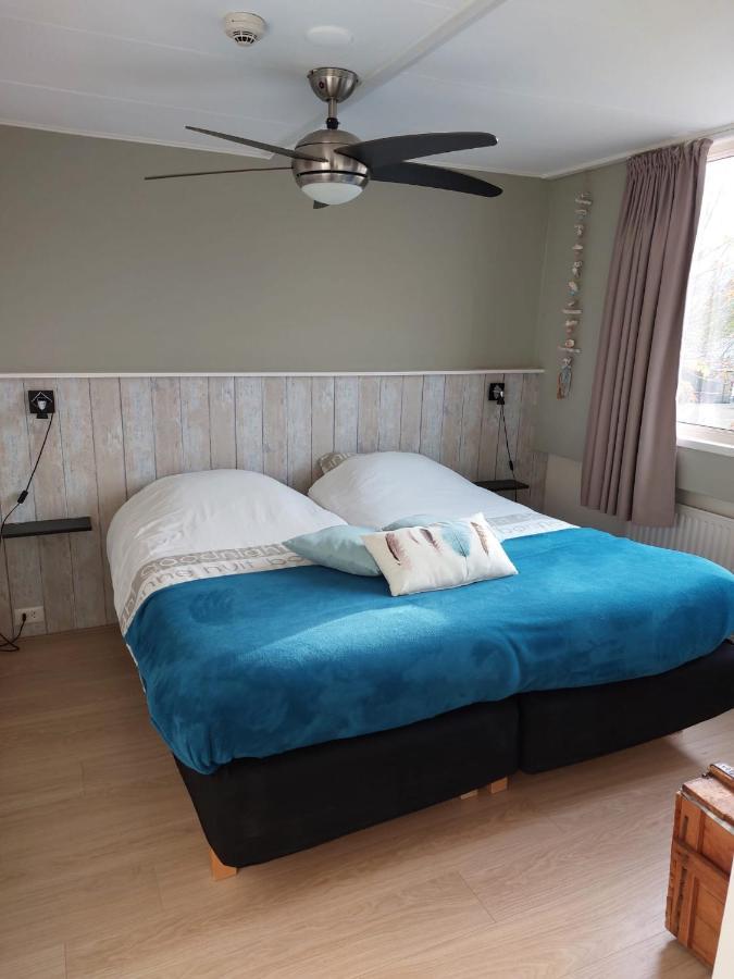 Bed & Breakfast D'Ouwe Smidse Kamperland Exteriör bild