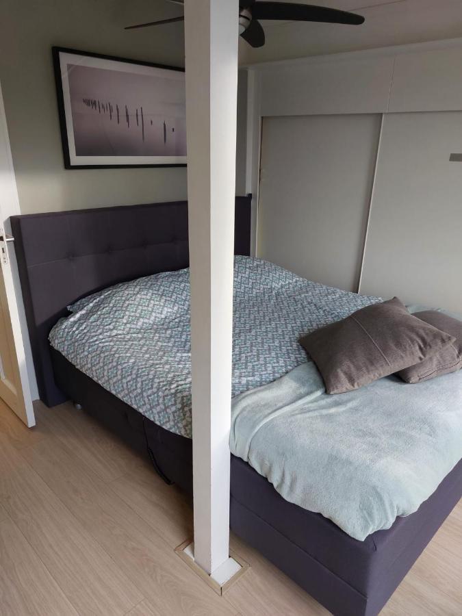Bed & Breakfast D'Ouwe Smidse Kamperland Exteriör bild