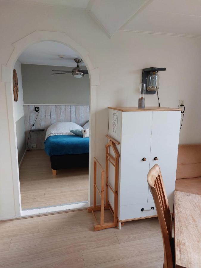 Bed & Breakfast D'Ouwe Smidse Kamperland Exteriör bild